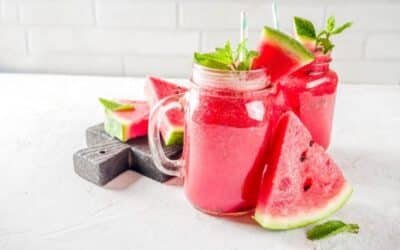 น้ำแตงโมปั่น สตรอเบอร์รี่ กรีกโยเกิร์ต สูตรลับ ชื่นใจมากๆ (Watermelon Strawberry Greek Yogurt Smoothie)