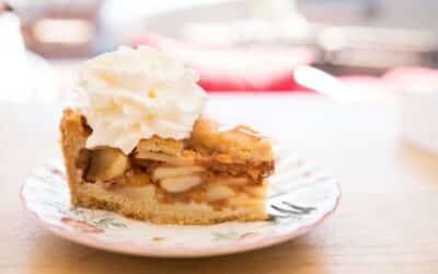 พายแอปเปิ้ล สูตรและวิธีทำง่ายๆ อร่อย หอมลงตัว (Apple Pie Recipe)