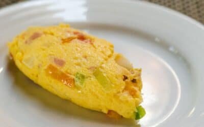ไข่ออมเล็ต ทำง่าย ใช้เวลาไม่เกิน 5 นาที ก็อร่อยได้ง่ายๆ (Omelets)
