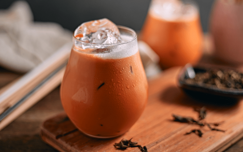 วิธีทำน้ำชานมเย็น แบบง่ายๆที่บ้าน (Iced Milk Tea) – MadeinRecipes